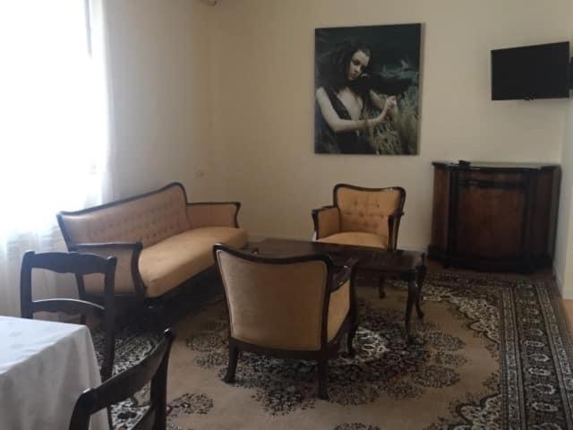 יירבאן Holiday Home מראה חיצוני תמונה