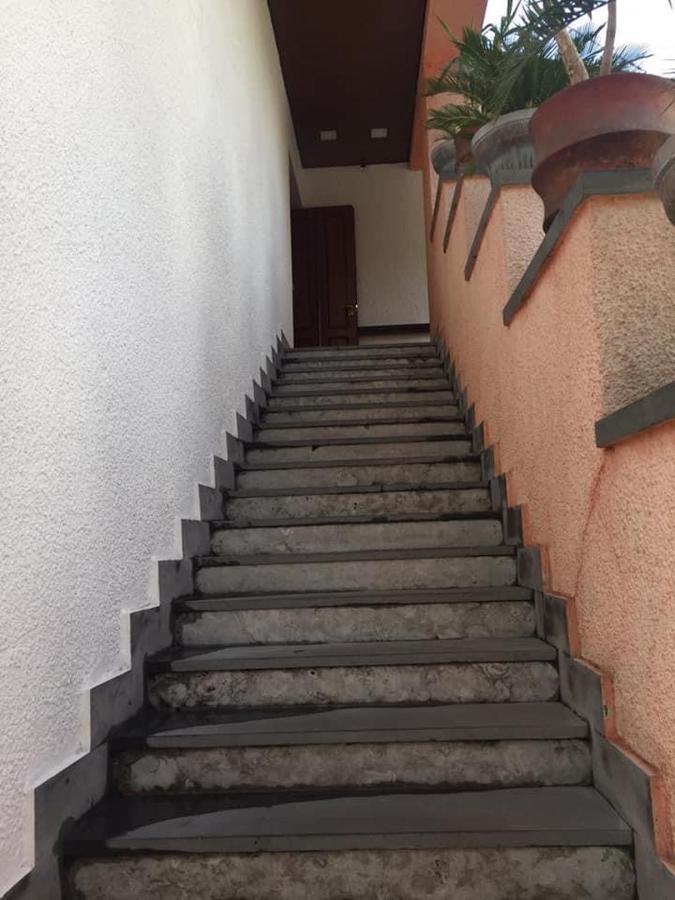 יירבאן Holiday Home מראה חיצוני תמונה